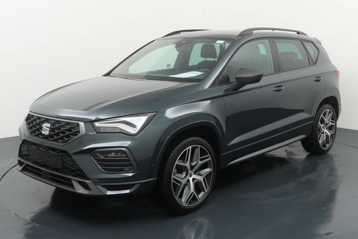 سيارة SUV سيات أتيكا